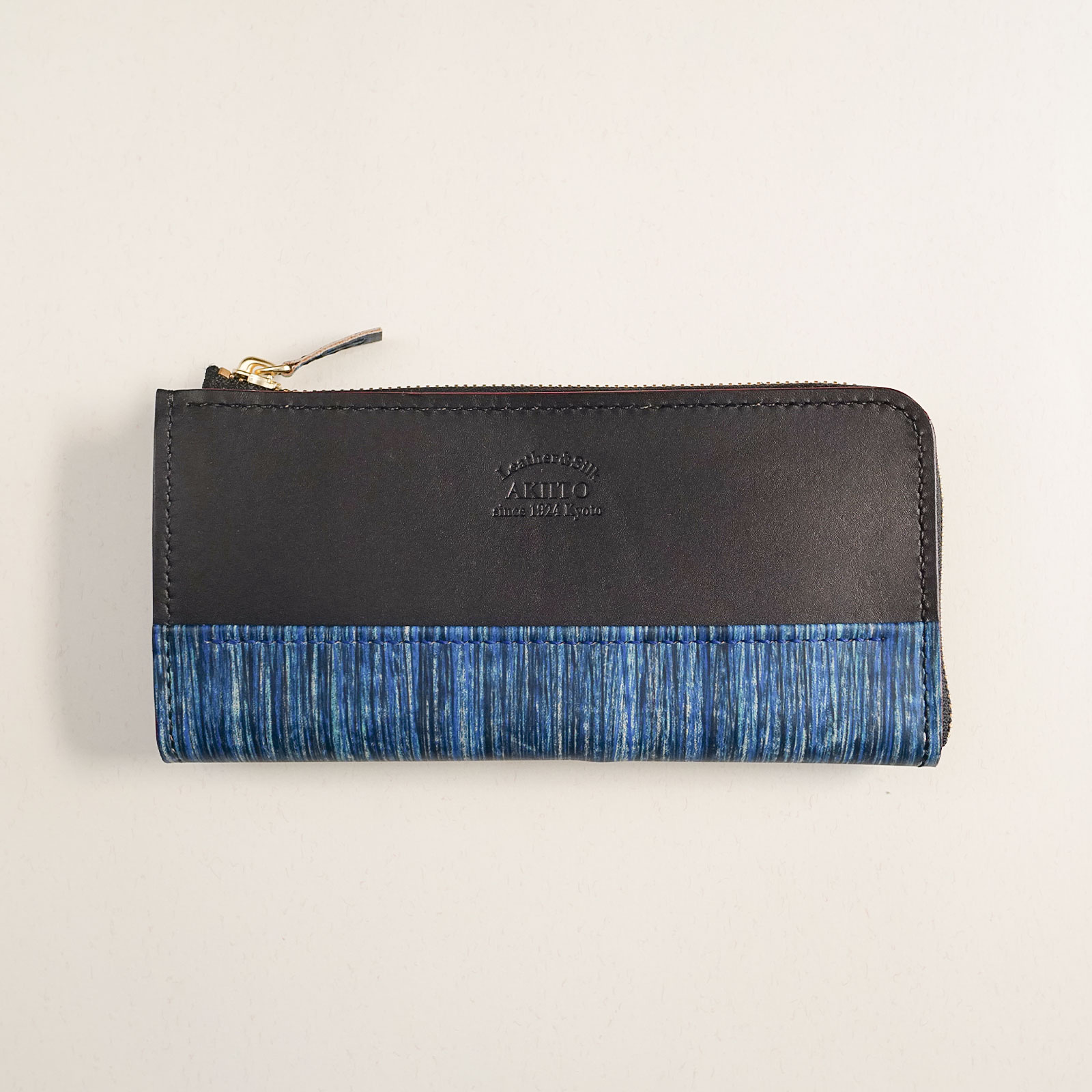 しけ引き染め L字ファスナー長財布 – Leather & Silk AKIITO – しけ引き染め L字ファスナー長財布 – Leather & Silk AKIITO –